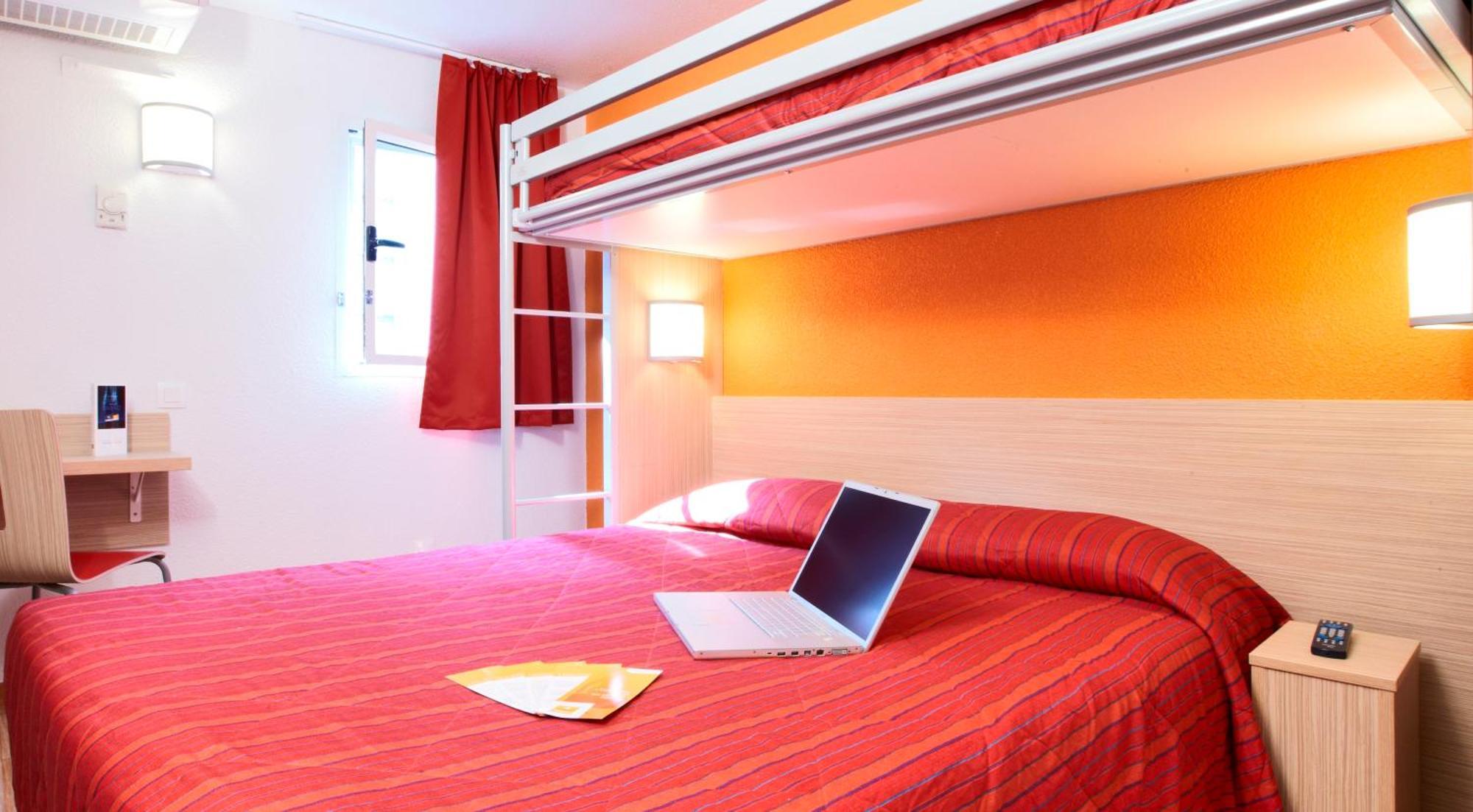 พรีเมียรคลาสมาร์เนลาวัลลีเซนต์ธิเบาท์เดสวิกเนส Hotel แซ็งต์-ทีโบลต์-เดส์-วีญส์ ภายนอก รูปภาพ