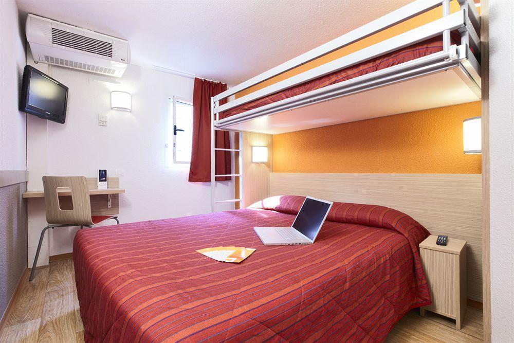 พรีเมียรคลาสมาร์เนลาวัลลีเซนต์ธิเบาท์เดสวิกเนส Hotel แซ็งต์-ทีโบลต์-เดส์-วีญส์ ภายนอก รูปภาพ